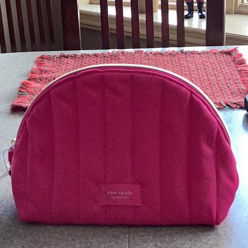 Kate Spade ♠️ Toiletry Pouch PINK NEW